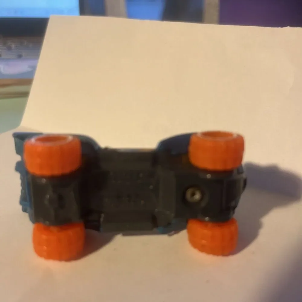 Hot Wheels Quicksand Blue 1:64 Scale